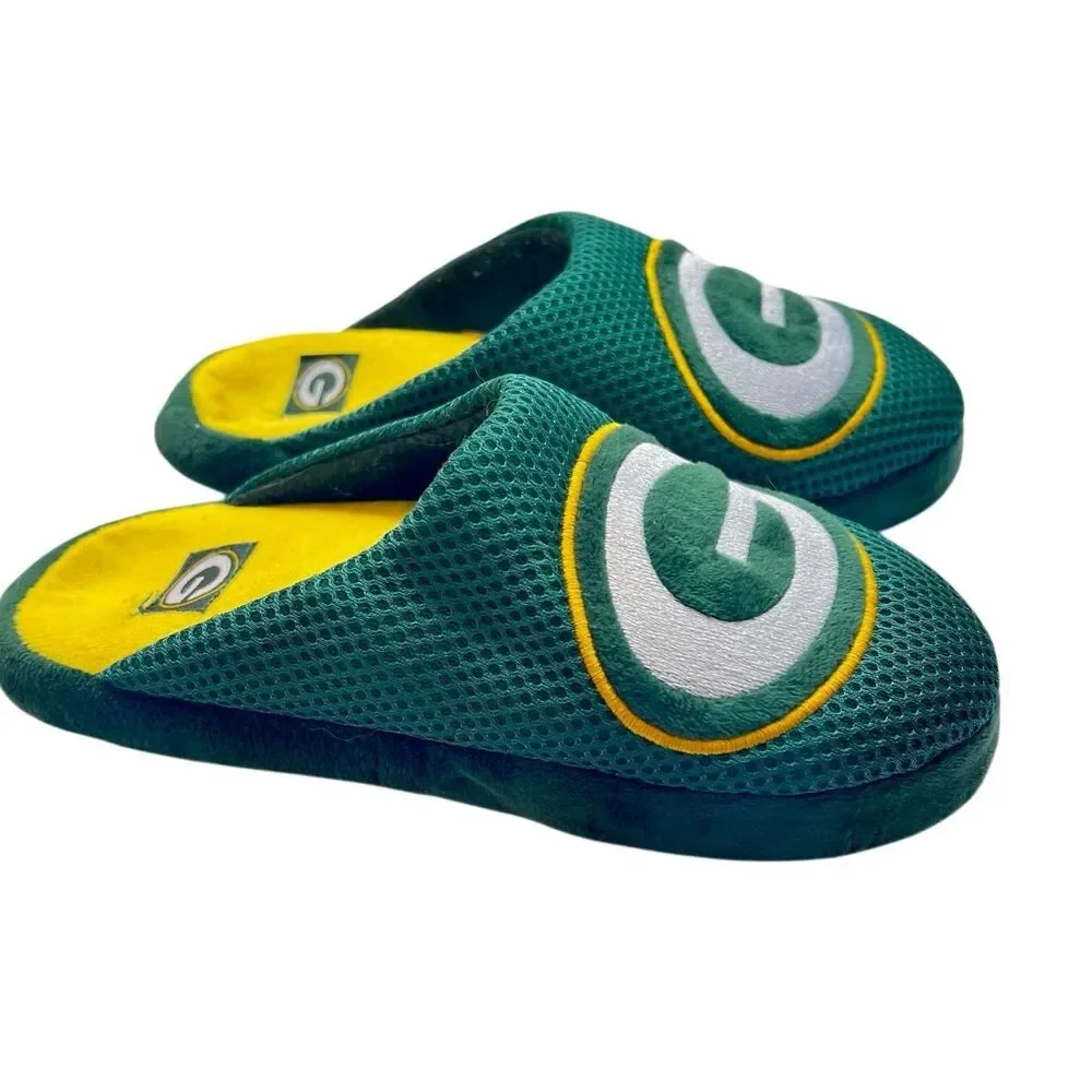 Green Bay Packers Plush Slide Slippers Size L 5-6  Boys NFL Football